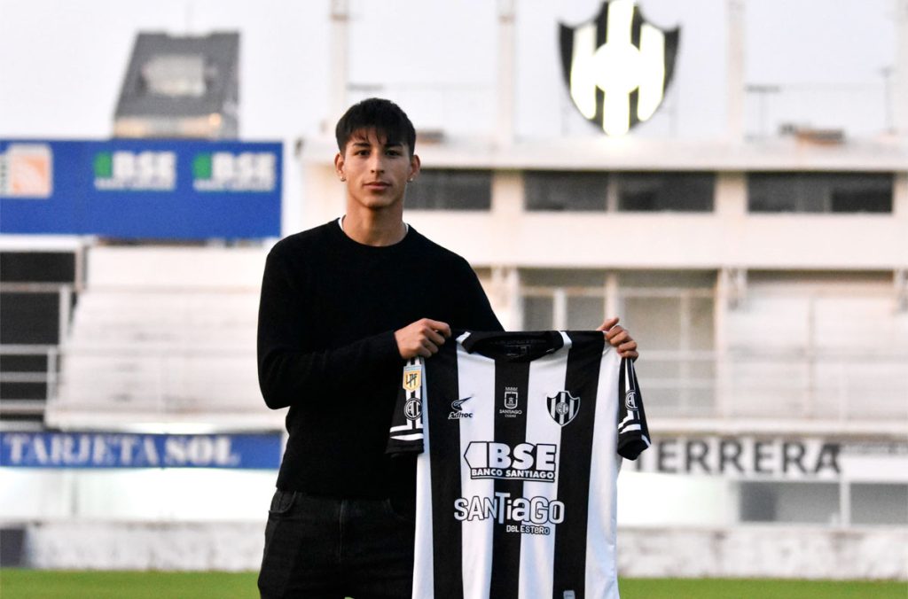 Alexis Segovia se sumó a Central Córdoba