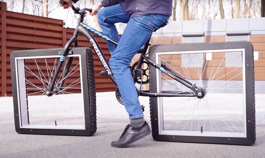 Inventan bicicleta con ruedas cuadradas y el video se vuelve tendencia en redes sociales