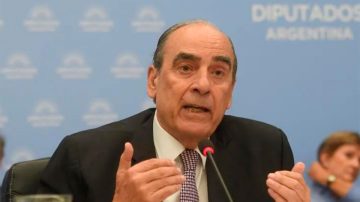 Nuevo round del Gobierno contra la AFA: “Es un error enviar a la Selección a Venezuela”