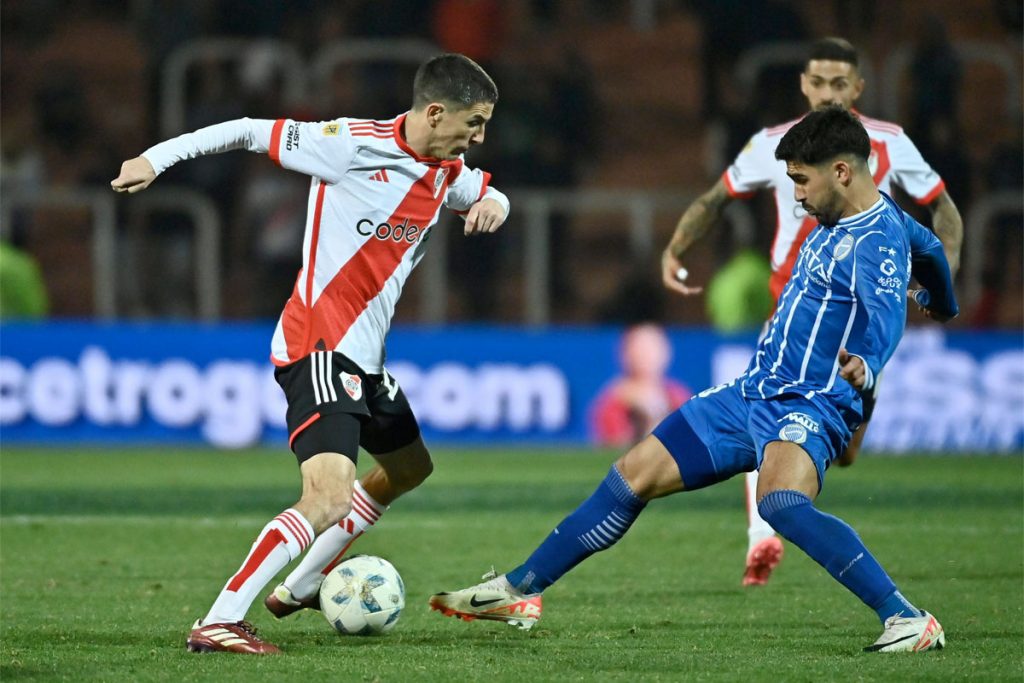 River perdió y Demichelis quedó en la cuerda floja