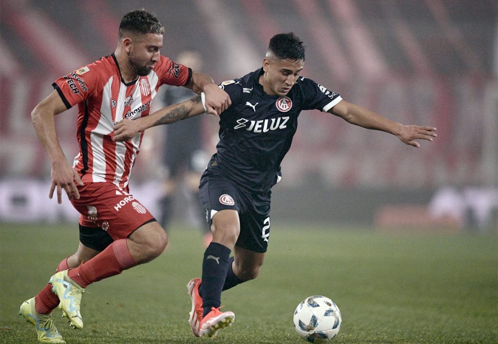 Independiente y un empate con sabor a poco ante Barracas Central