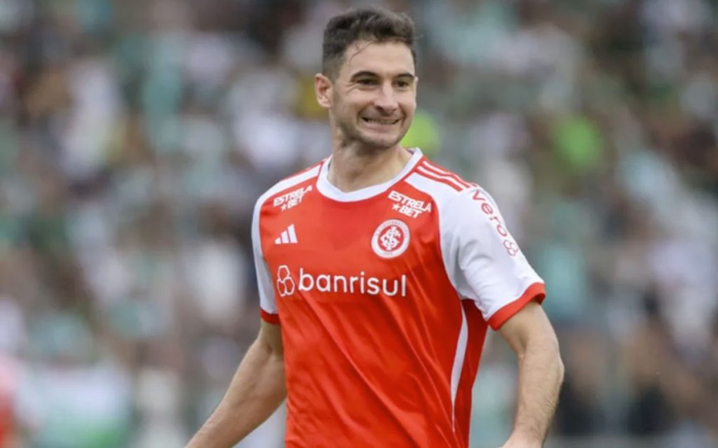 El fuerte cruce entre Lucas Alario y un periodista por un supuesto llamado a River