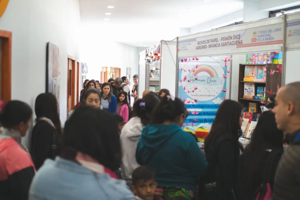 Arrancó la 2ª Feria Municipal del Libro en La Banda: el cronograma de actividades
