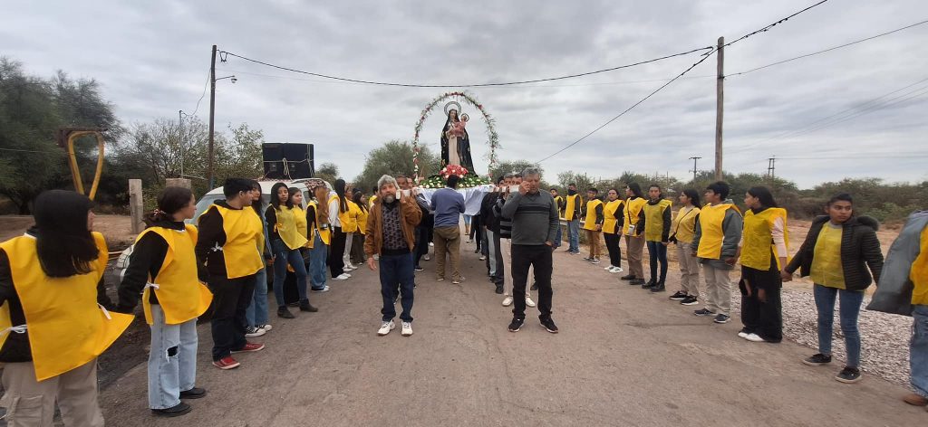Santa Rosa reunió a una multitud en Suncho Corral