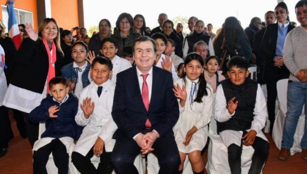 Zamora anunció nuevas escuelas y refacciones en establecimientos: el listado completo