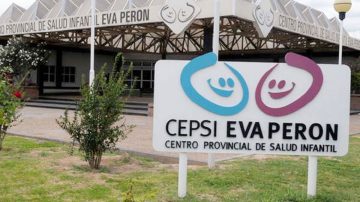 Dolor: falleció uno de los niños que había caído en un pozo séptico cuando jugaba