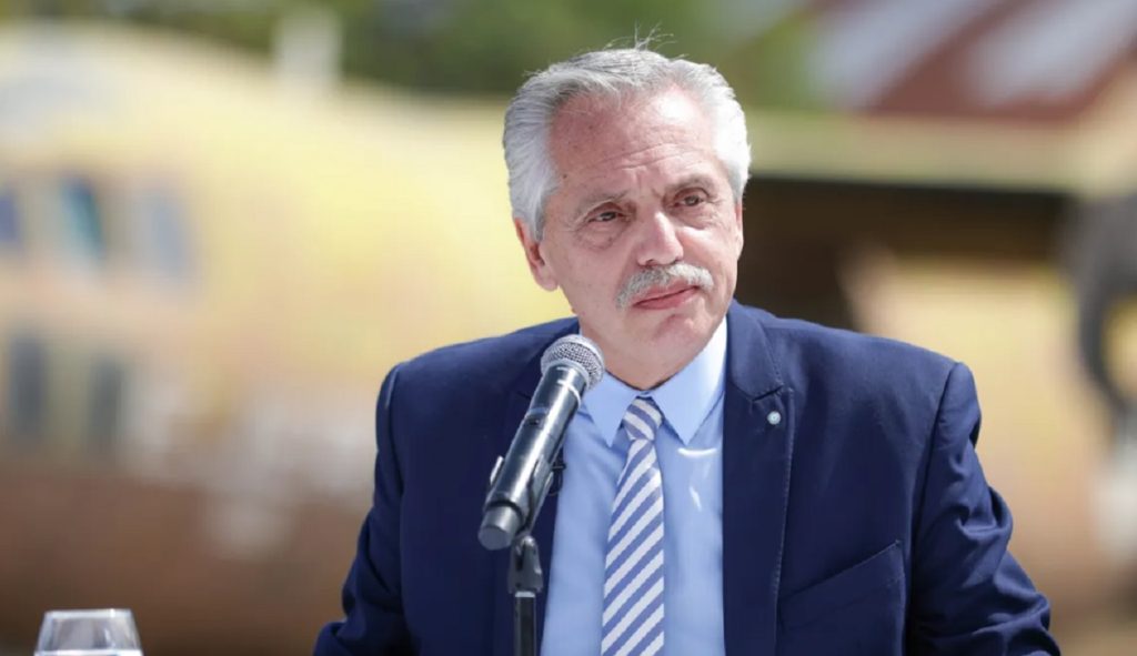 Alberto Fernández justificó el ojo morado de Fabiola Yáñez: “Es de un tratamiento estético”