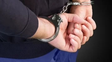 Seguirá preso un hombre del barrio Industria que agredió varias veces a su madre y a una sobrina