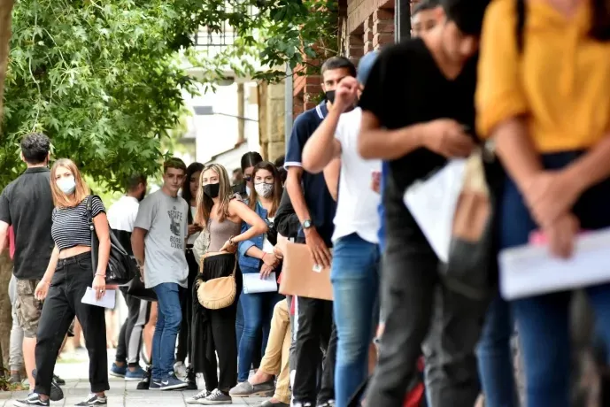 La recesión en Argentina suma 142.000 empleos perdidos: el lugar de Santiago del Estero entre las provincias afectadas