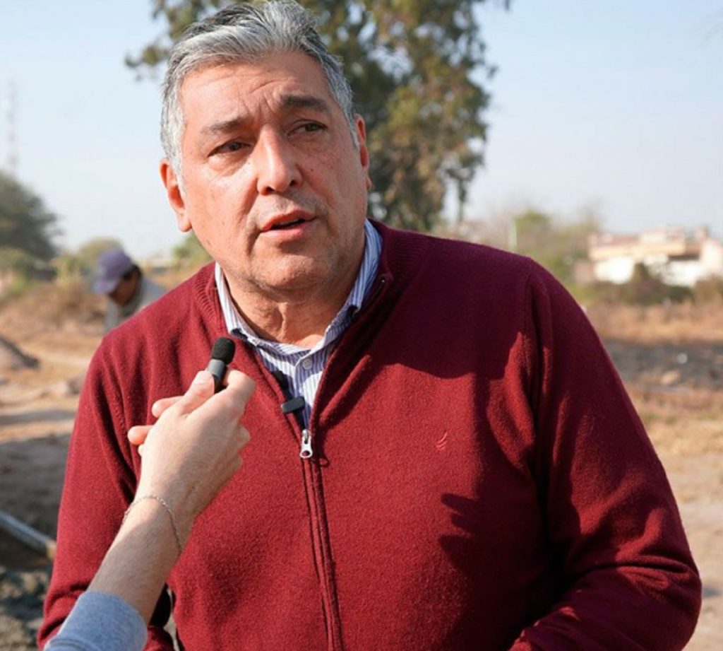 Escándalo en La Banda: intendente Nediani y escribana municipal acusados de usurpar un terreno