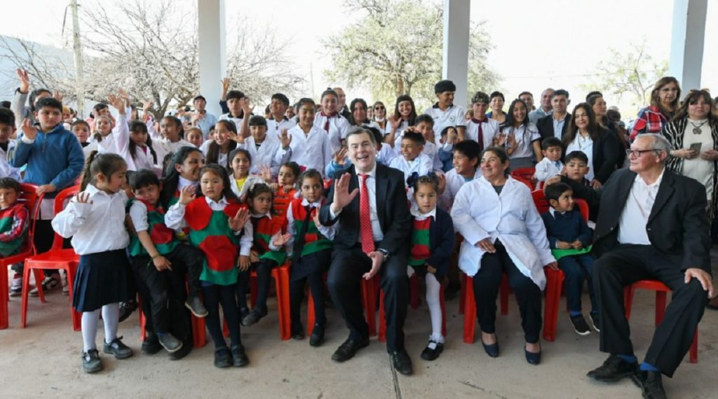 Zamora visitó el departamento Copo e inauguró obras