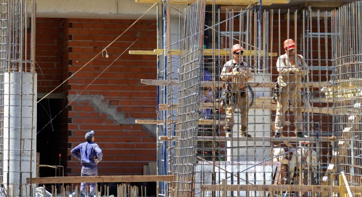 El Gobierno reglamentó la reforma laboral de la ley Bases: las claves sobre indemnizaciones, licencias y contratos