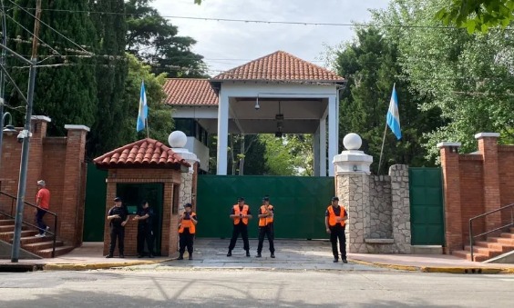 El presidente Milei recibirá en Olivos con un asado a los “87 héroes” que blindaron el veto a la ley jubilatoria
