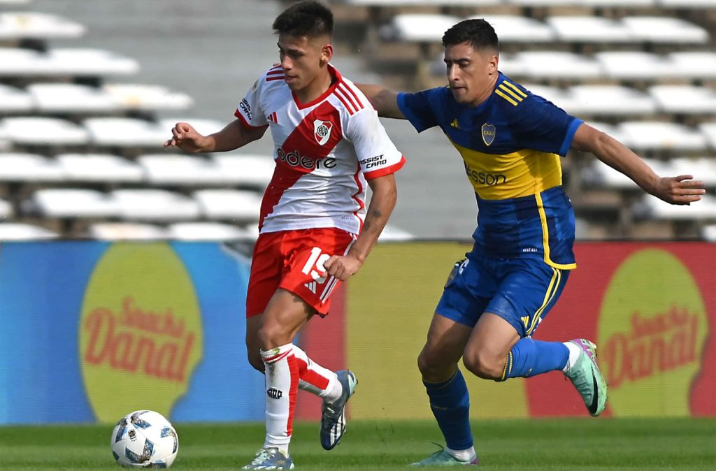 Es oficial: Boca y River disputarán el Superclásico el sábado 21