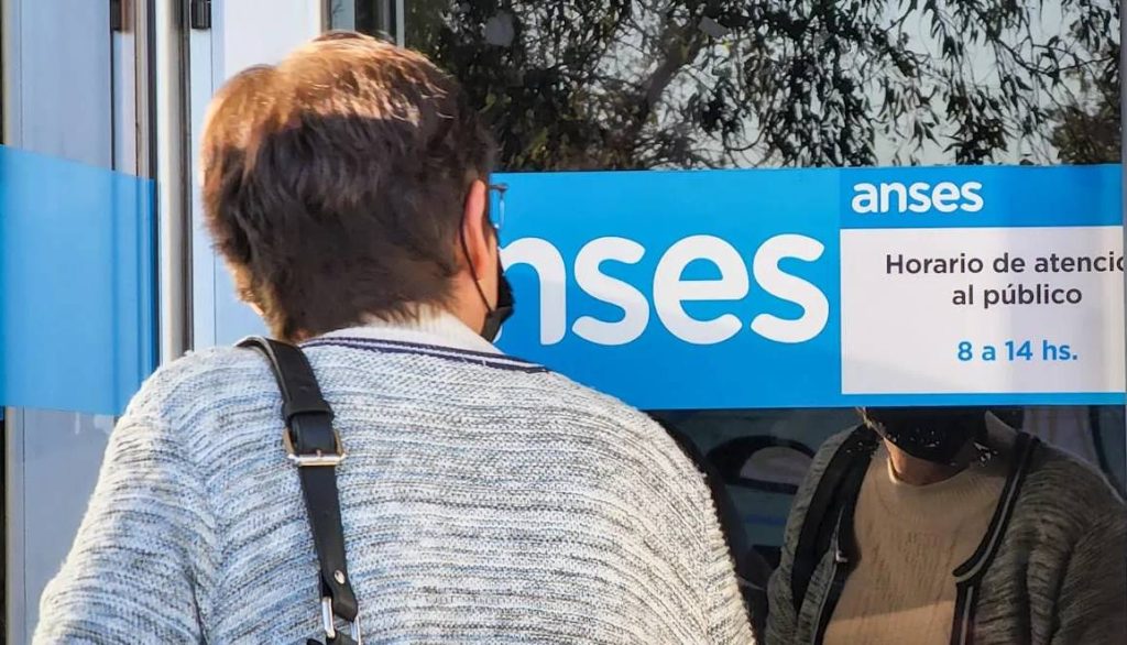 Anses: cuánto cobrarán los jubilados en diciembre de 2024 con el aumento y el bono