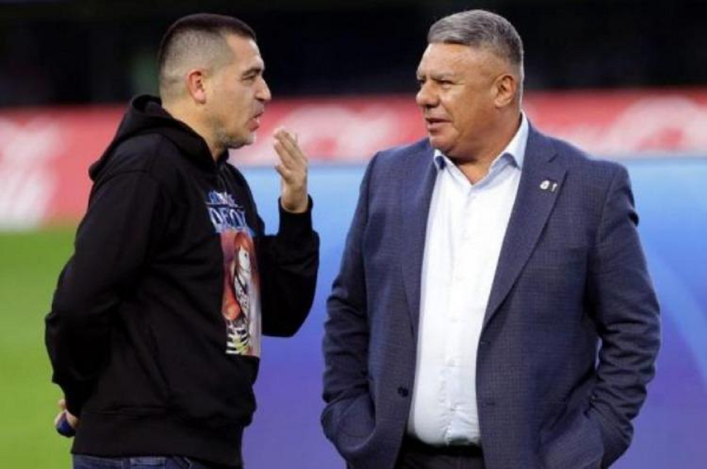 Claudio “Chiqui” Tapia seguirá como presidente de la AFA y su vice será Riquelme