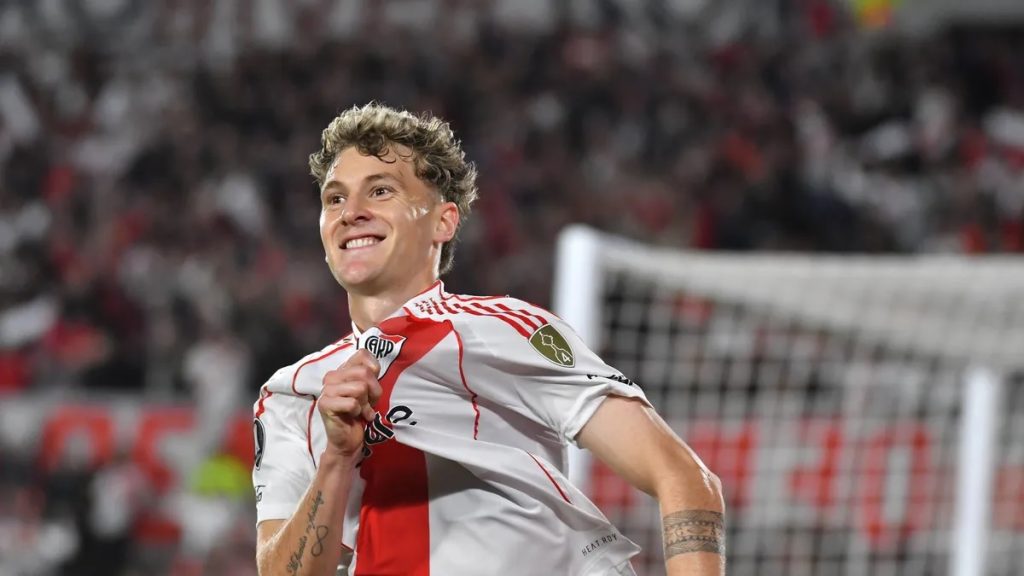 EN VIVO. River quiere volver a sumar de a tres en su visita a Sarmiento de Junín