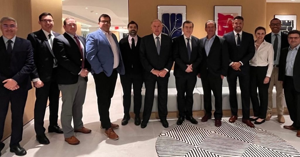 Gerardo Zamora en Nueva York: mantuvo un importante encuentro con empresarios