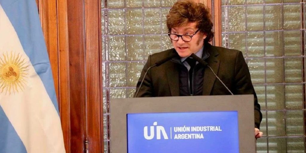 Milei anunció el fin del impuesto PAÍS y estos son los 4 grandes cambios que llegarán