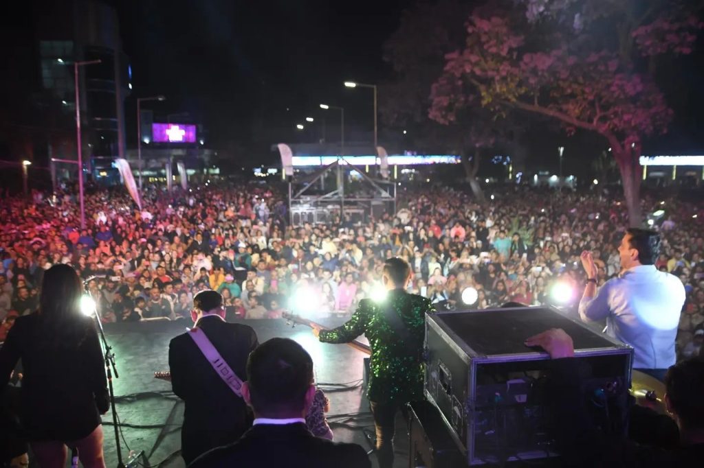 Flor Álvarez, Dúo Coplanacu y Los Totora se presentan en Las Termas