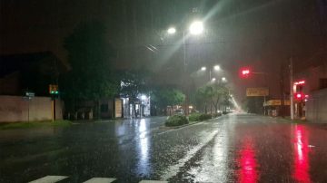 Llegó la lluvia y el viento en la noche de este jueves a Santiago del Estero