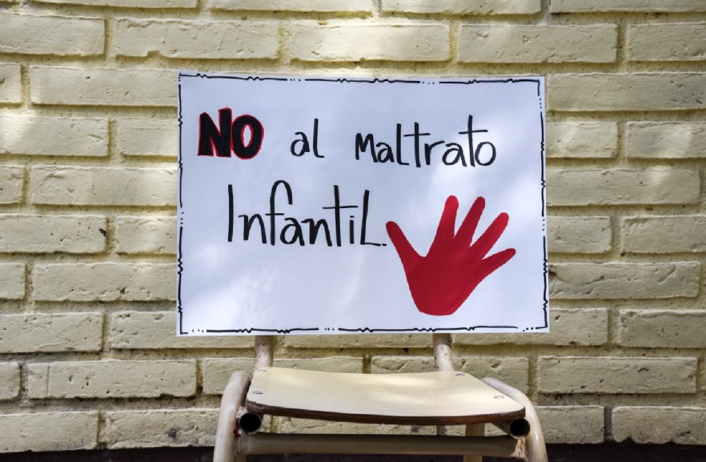 Niño maltratado por su madre escribió una carta a Dios rogándole que deje de pegarle