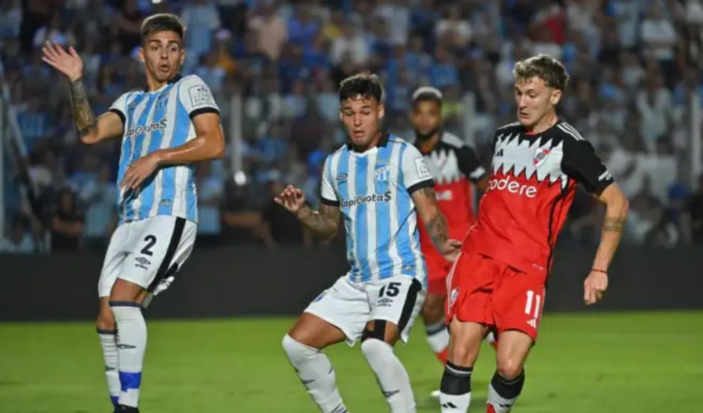 River lo dio vuelta y goleó a Atlético Tucumán