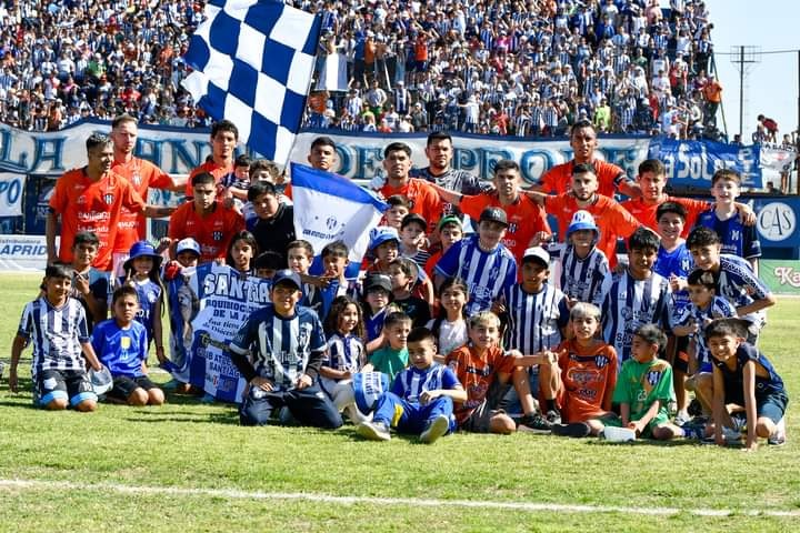 Fecha y sede confirmada para la final de Sarmiento por el ascenso
