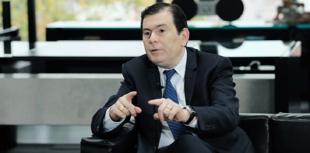 Los datos que respaldan a Zamora tras sus críticas a los recortes de Nación