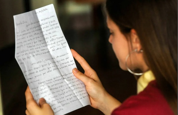 La Banda celebra el Día de la Madre con un concurso literario para estudiantes secundarios