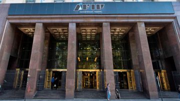 Oficializaron la disolución de la AFIP y la creación de la Agencia de Recaudación y Control Aduanero