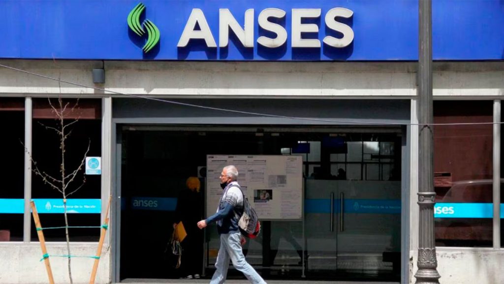 Confirmaron el bono extraordinario para jubilados en noviembre: de cuánto será y a quiénes les corresponde