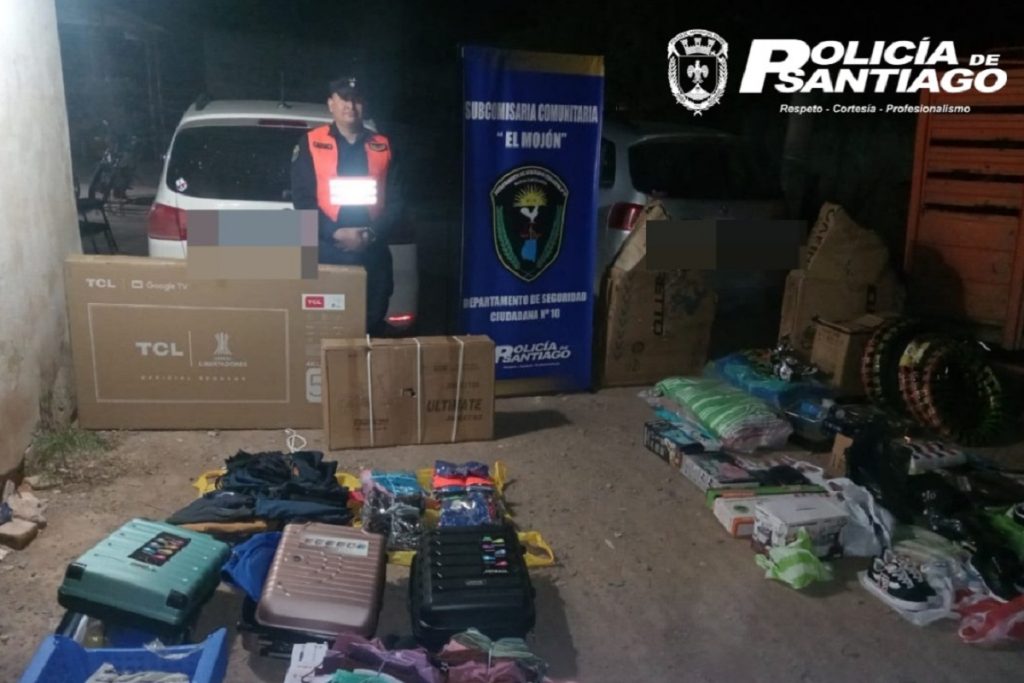 Detienen a dos hombres del B° Siglo XXI por contrabando de mercadería