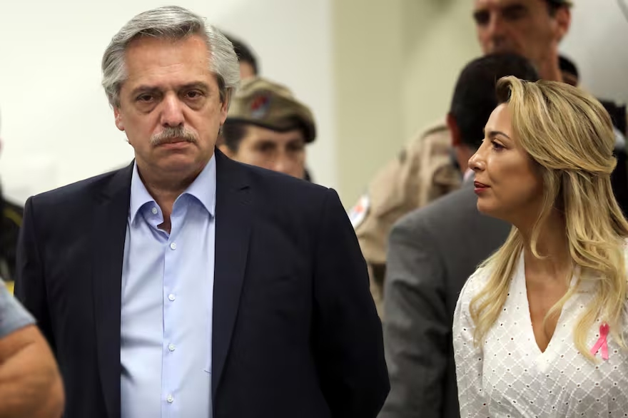 Fabiola Yañez no entregó su celular a la Justicia: Los motivos