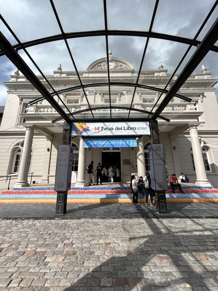 Feria del Libro 2024: Alejandro Grimson, Celeste Cid y Fabián Casas en el Fórum