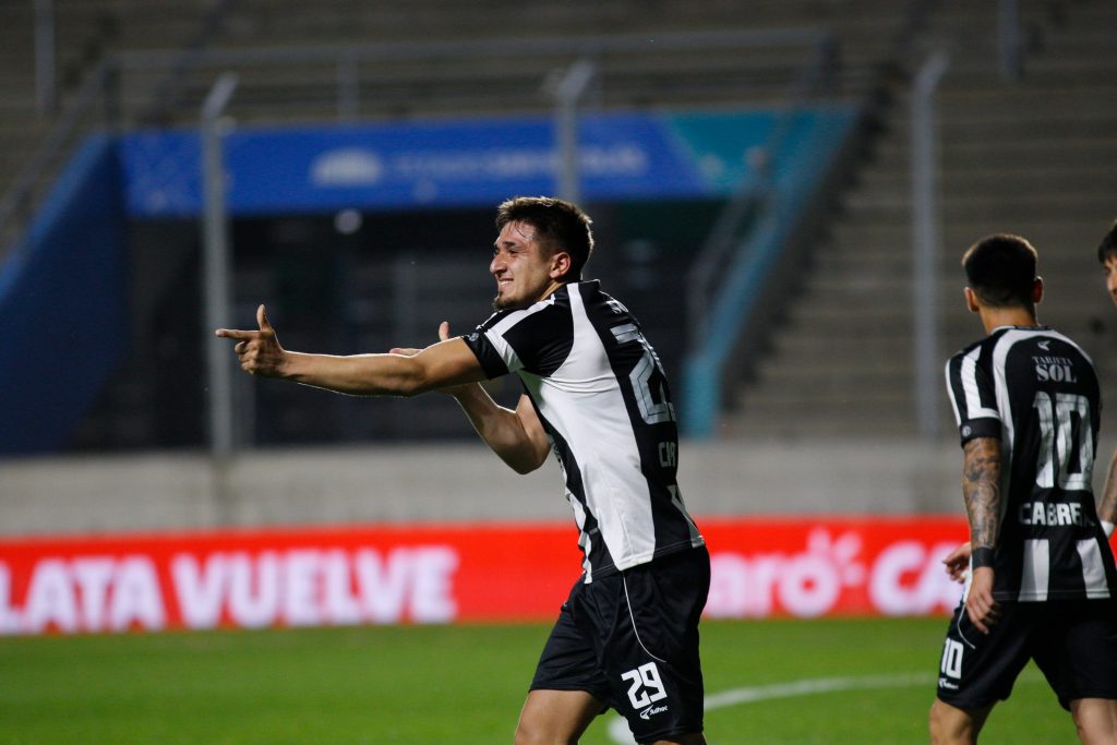 EN VIVO: con equipo confirmado, Central Córdoba va por el boleto a la final de la Copa Argentina ante Huracán