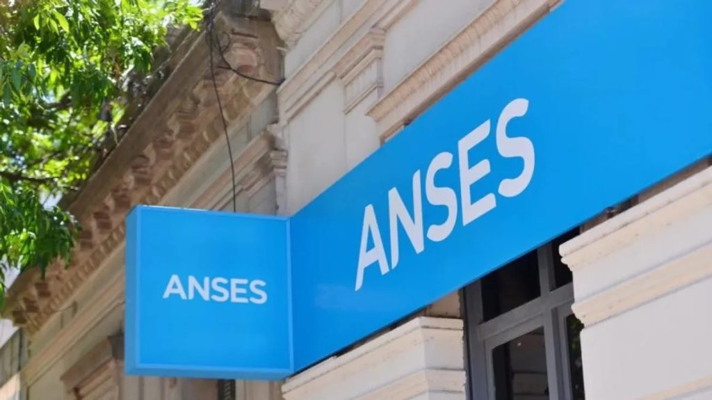 Este es el plazo límite para presentar la Libreta AUH 2024 de ANSES