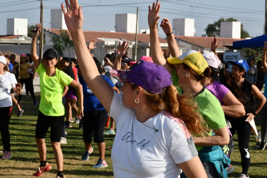 Invitan a participar de una clase gratis de ritmos en el Parque Sur