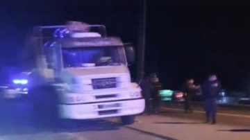 Camionero perdió la carga tras incendiarse un acoplado sobre Ruta 9