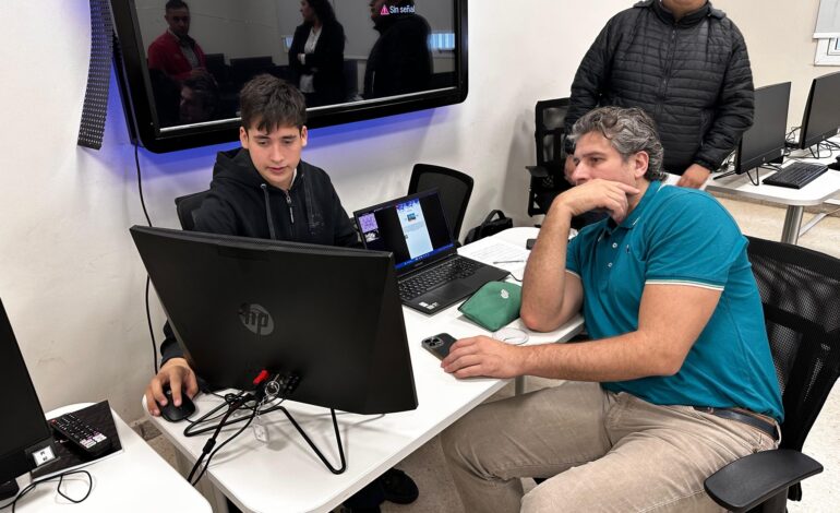 Alumnos de la Escuela “Tercer Milenio” presentaron un software para promocionar Santiago del Estero