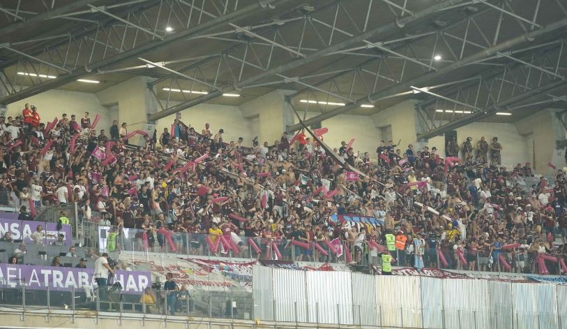 Conmoción: murió un hincha de Lanús tras descompensarse en Brasil