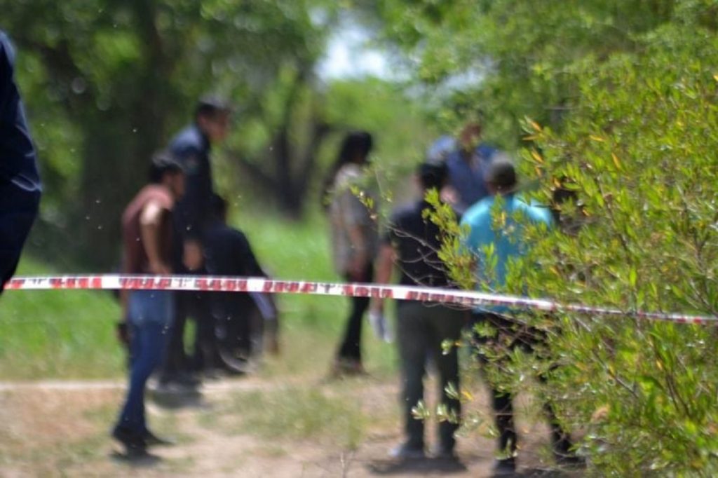 Macabro: hallaron a una adolescente con un disparo en Los Juríes