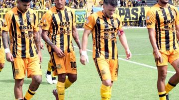 ¿Mitre pasa la escoba? Licenció a todo el plantel