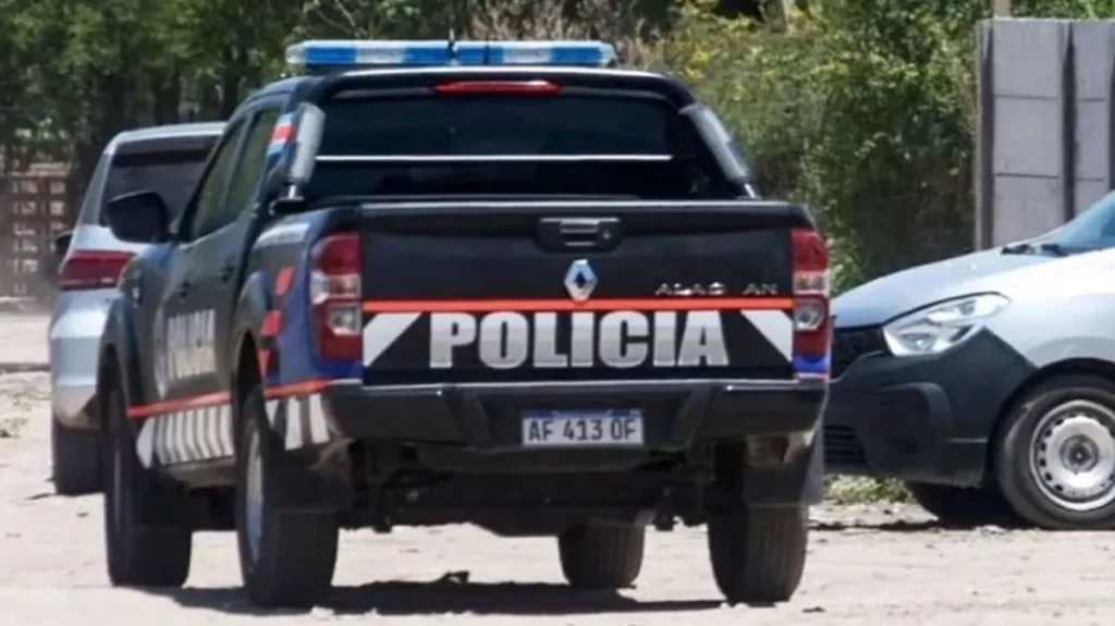 Un degenerado ingresó a robar y manoseó a una mujer
