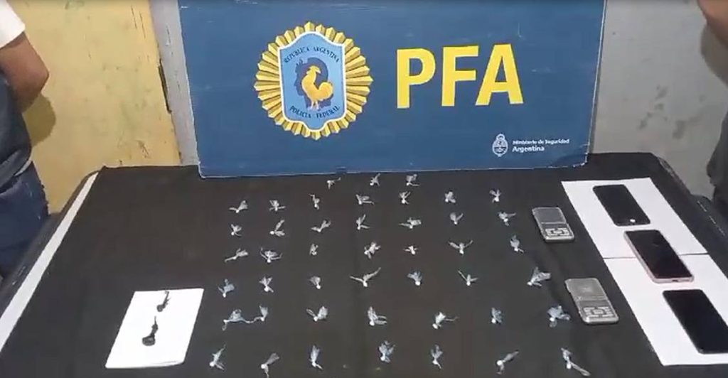 La Policía Federal desarticuló a una banda narco tras tres allanamientos en la misma cuadra