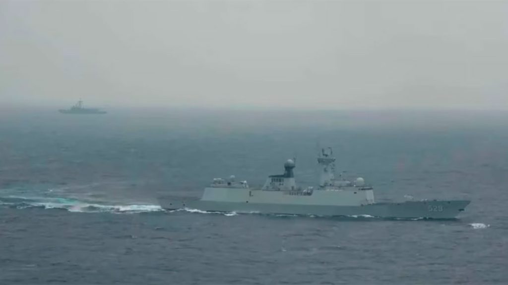 China rodea Taiwán con aviones y barcos en ejercicios de “advertencia”