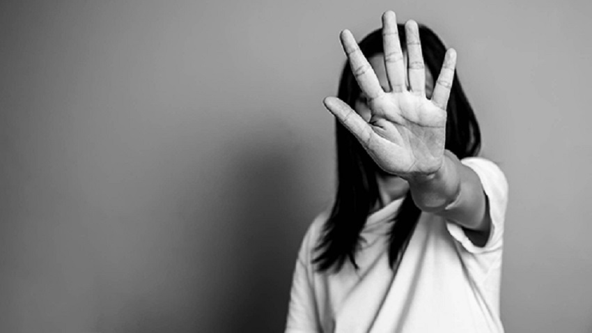 Ojo de Agua: denuncian a un agente penitenciario por atacar a trompadas a su pareja