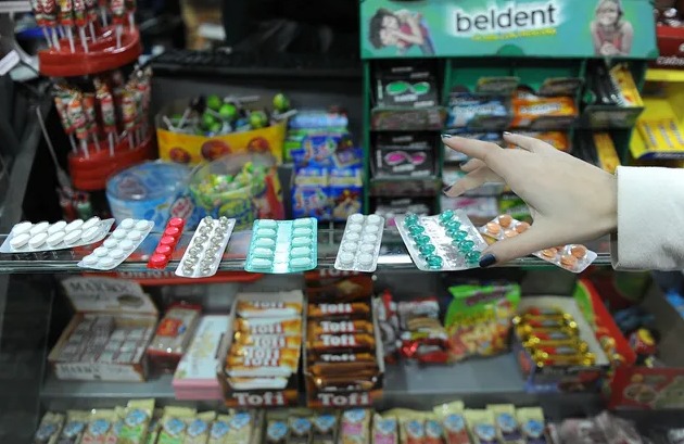Cuáles son los medicamentos de venta libre que podrán comprarse en kioscos y supermercados