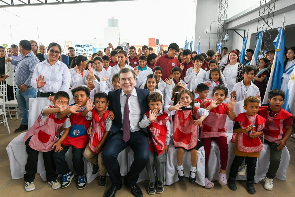 Más igualdad y desarrollo: Zamora inauguró importantes obras en Pozo del Toba