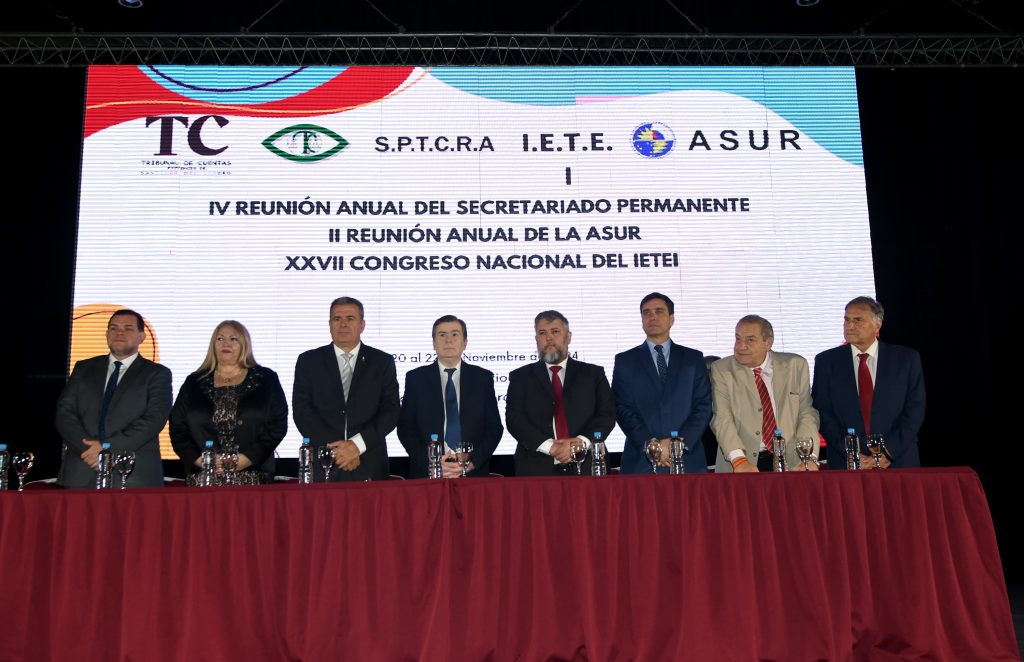 Zamora participó de la apertura de la Reunión Anual de Secretarios de Tribunales de Cuentas de Argentina en Termas de Río Hondo